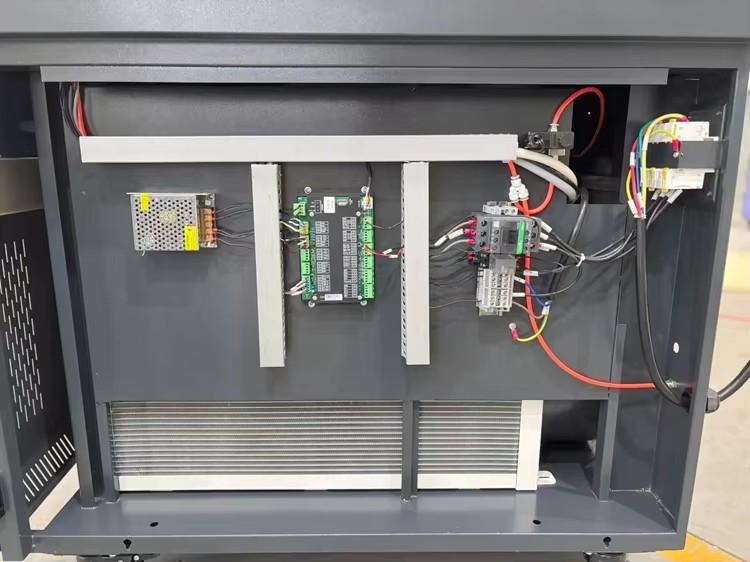 Laser Cleaning Machine 2000W - Ручной лазерный сварочный аппарат непрерывной волны