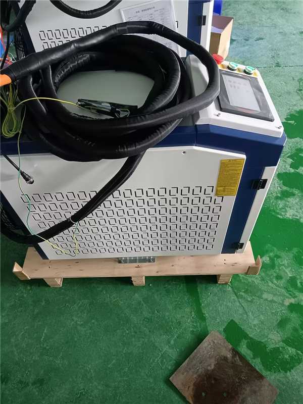 Laser Welder 3000W Fiber - Ручной лазерный сварочный аппарат 3-в-1 1500W