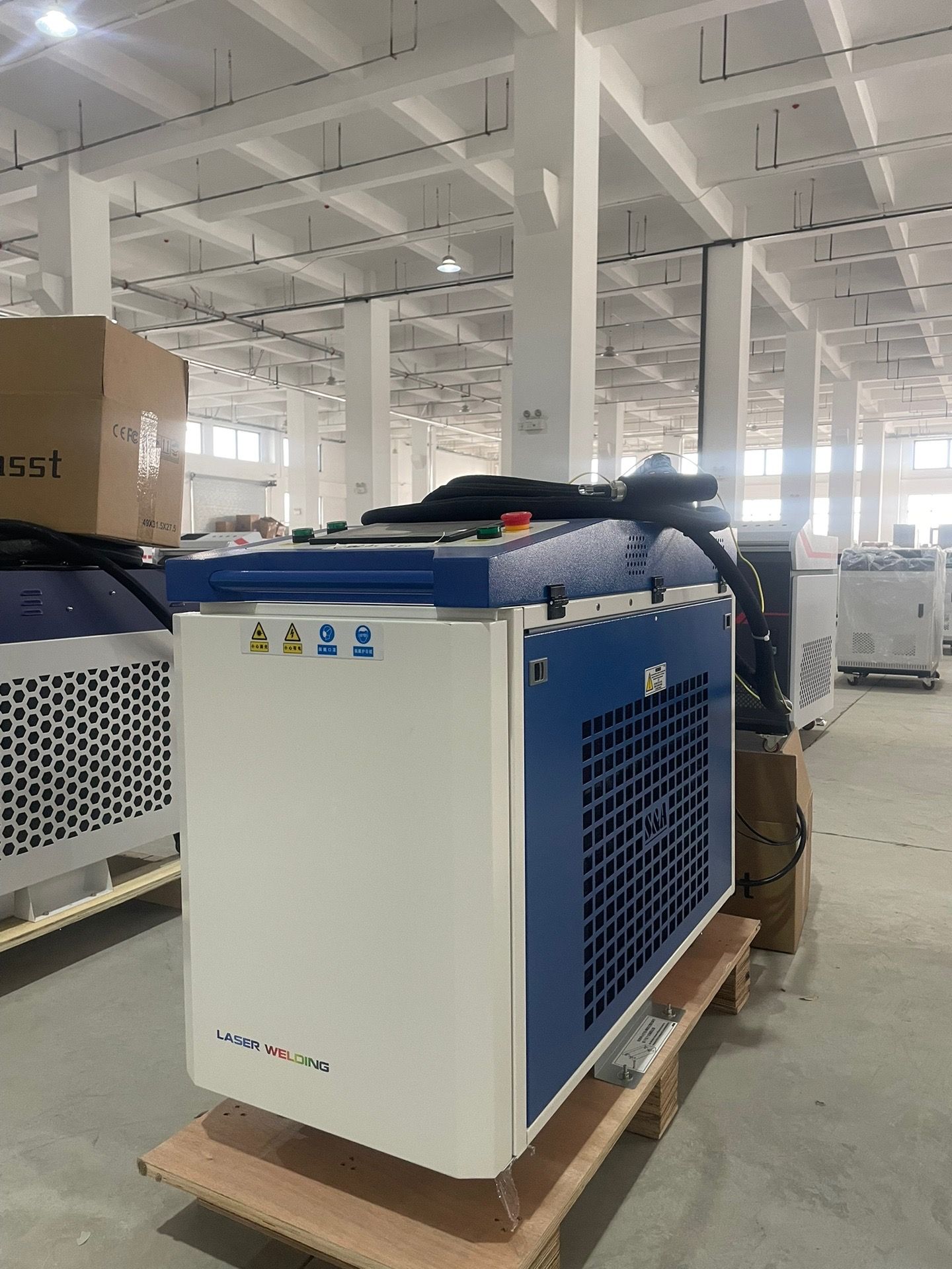 Заводская цена, 1500 Вт, 3000  – обзор и цена Air Cooled Laser Welding Machine 1500W